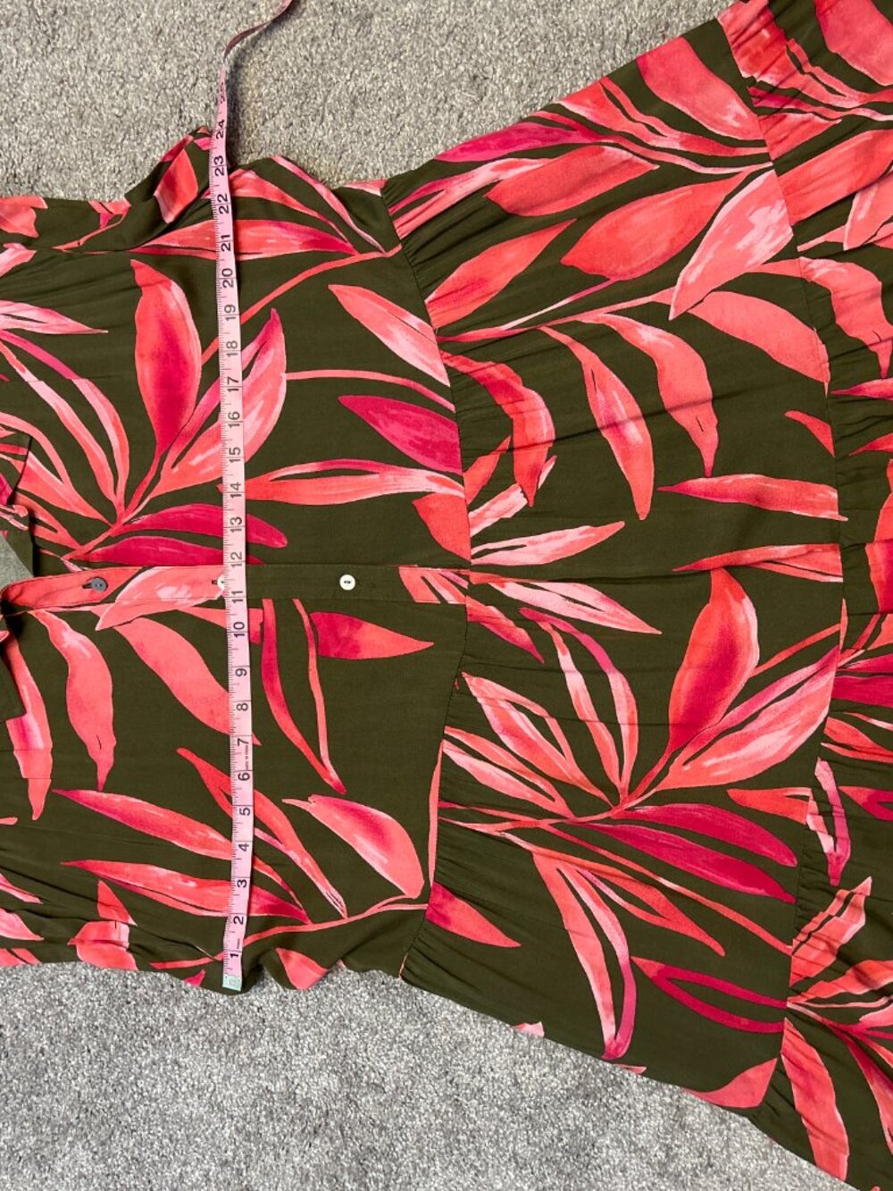 Time & Tru Palm Leaf Tiered Shirt Dress Olive Pink XXL 20 Boho Summer Tropical - Picture 4 of 6